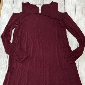 Size small casual cold shoulder maternity dress